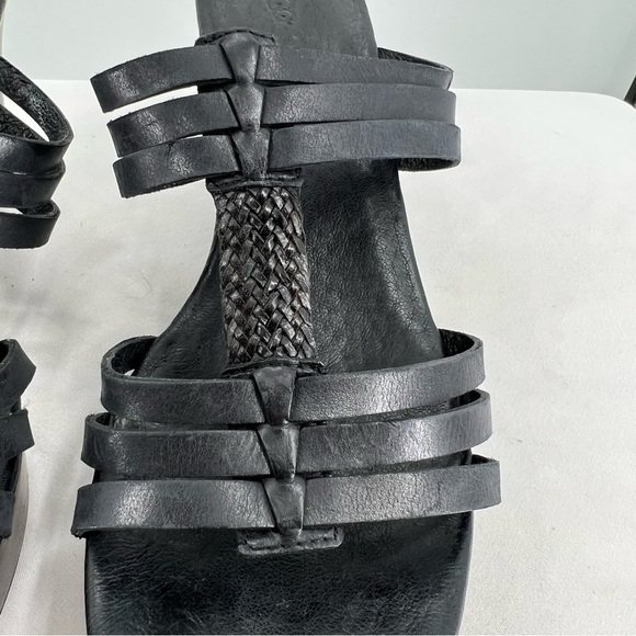 UGG Mattie Black Leather Platform Wedge Sandal Size 10 - Picture 4 of 14